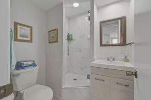 371 S Hollybrook Dr, Pembroke Pines, FL 33025 - Photo 6