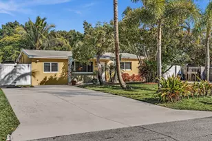 607 W Perry St, Lantana, FL 33462 - Photo 1