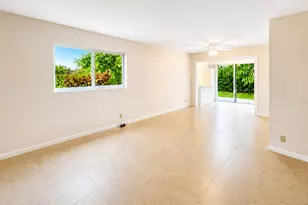25 Colonial Club Dr, Boynton Beach, FL 33435 - Photo 2