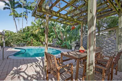 2101 NE 25th Street, Wilton Manors, FL 33305 - Photo 44
