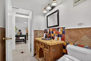 2101 NE 25th St, Wilton Manors, FL 33305 - Photo 28