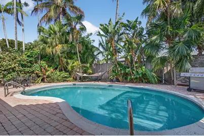 2101 NE 25th Street, Wilton Manors, FL 33305 - Photo 4