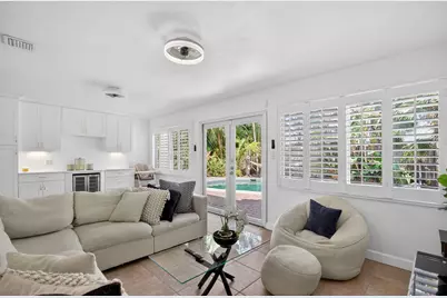 2101 NE 25th Street, Wilton Manors, FL 33305 - Photo 26