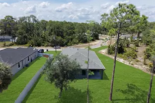 8010 Sandalwood Ln, Labelle, FL 33935 - Photo 24