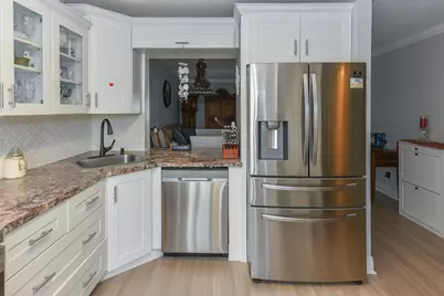 2641 Gately Drive W #1104, West Palm Beach, FL 33415 - Photo 8