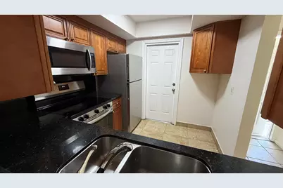 4061 NW 9th Avenue #206, Deerfield Beach, FL 33064 - Photo 4