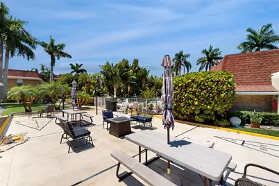 5540 Tamberlane Circle #121, Palm Beach Gardens, FL 33418 - Photo 14