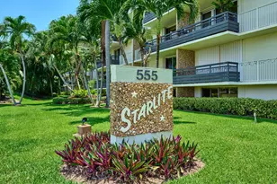 555 NW 4th Ave, Boca Raton, FL 33432 - Photo 40