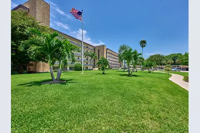 555 NW 4th Avenue #401, Boca Raton, FL 33432 - Photo 34