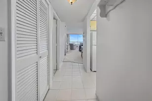 555 NW 4th Ave, Boca Raton, FL 33432 - Photo 1
