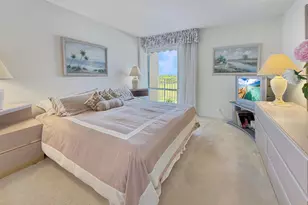 555 NW 4th Ave, Boca Raton, FL 33432 - Photo 24