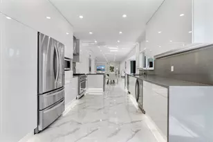 207 Royal Palm Dr, Fort Lauderdale, FL 33301 - Photo 36
