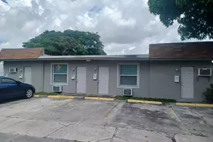 24 SW 13th St, Dania Beach, FL 33004 - Photo 6