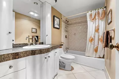 1024 SE 5th Avenue #202, Dania Beach, FL 33004 - Photo 12