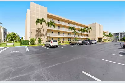 1024 SE 5th Avenue #202, Dania Beach, FL 33004 - Photo 14
