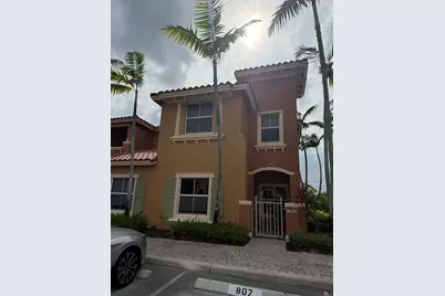 1064 SW 144th Avenue #807, Pembroke Pines, FL 33027 - Photo 4