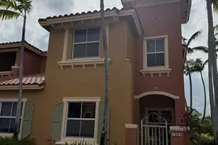 1064 SW 144th Ave, Pembroke Pines, FL 33027 - Photo 4