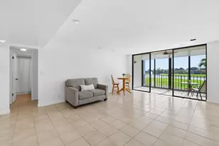 4545 Luxemburg Ct, Greenacres, FL 33467 - Photo 6