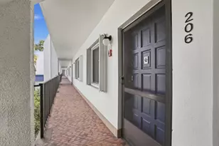 4545 Luxemburg Ct, Greenacres, FL 33467 - Photo 2