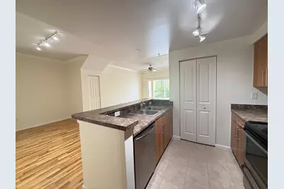 5800 W Sample #207, Coral Springs, FL 33067 - Photo 4
