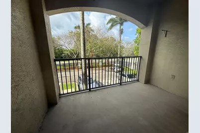 5800 W Sample #207, Coral Springs, FL 33067 - Photo 10