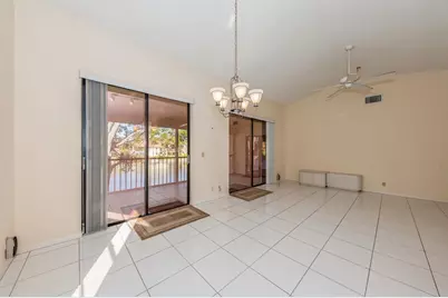 10439 S Circle Lake Drive #201, Boynton Beach, FL 33437 - Photo 2