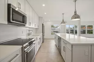 5100 Bayview Dr, Fort Lauderdale, FL 33308 - Photo 12