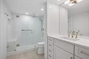 5100 Bayview Dr, Fort Lauderdale, FL 33308 - Photo 16