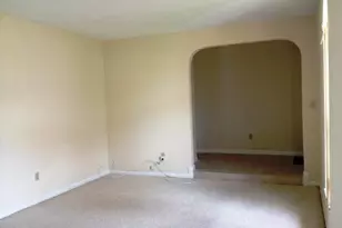 737 NW 84th Ln, Coral Springs, FL 33071 - Photo 6