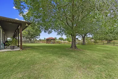 210 Deerwood Lane, Fort Pierce, FL 34947 - Photo 38