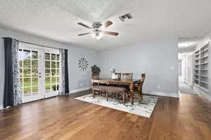 210 Deerwood Ln, Fort Pierce, FL 34947 - Photo 18