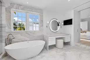 991 N Lake Wy, Palm Beach, FL 33480 - Photo 50