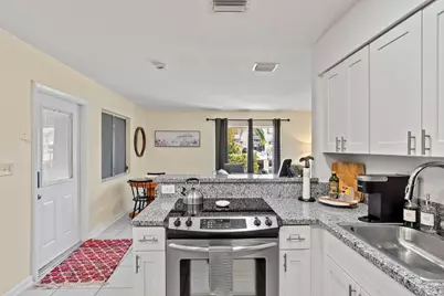 3860 NE 23rd Avenue #4, Lighthouse Point, FL 33064 - Photo 6