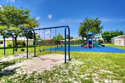 8156 NW 67th Avenue, Tamarac, FL 33321 - Photo 38