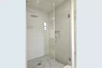 131 Miami Gardens Road, West Park, FL 33023 - Photo 8