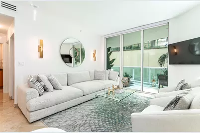 347 N New River Drive E, Fort Lauderdale, FL 33301 - Photo 2