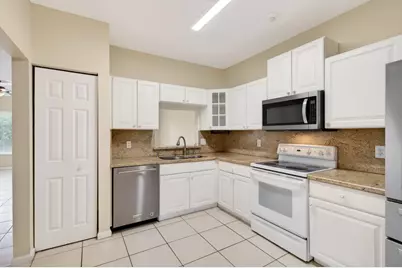 8289 Via Serena, Boca Raton, FL 33433 - Photo 22