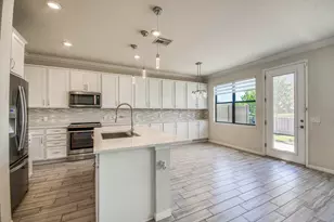 8301 Rearing Ln, Lake Worth, FL 33467 - Photo 10