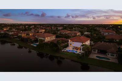 11497 NW 81st Place, Parkland, FL 33076 - Photo 2