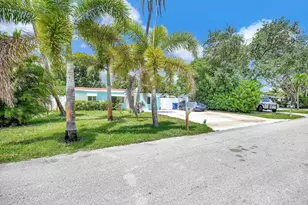 2933 NE 12th Terrace, Pompano Beach, FL 33064 - Photo 2