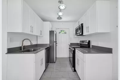 2933 NE 12th Terrace, Pompano Beach, FL 33064 - Photo 8