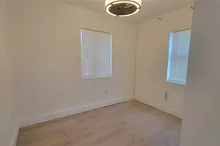 512 NW 15th Terrace, Fort Lauderdale, FL 33311 - Photo 14