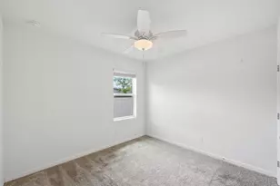 428 SE Fairchild Ave, Port Saint Lucie, FL 34984 - Photo 16