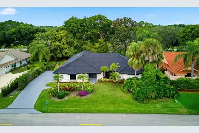 2 Dunbar Road, Palm Beach Gardens, FL 33418 - Photo 2