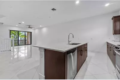 7115 Edison Place, Palm Beach Gardens, FL 33418 - Photo 22