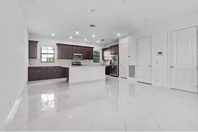 7115 Edison Place, Palm Beach Gardens, FL 33418 - Photo 18