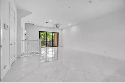 7115 Edison Place, Palm Beach Gardens, FL 33418 - Photo 10