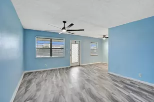 358 Oakridge T, Deerfield Beach, FL 33442 - Photo 10