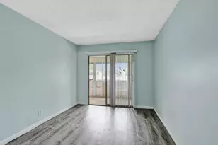 358 Oakridge T, Deerfield Beach, FL 33442 - Photo 16
