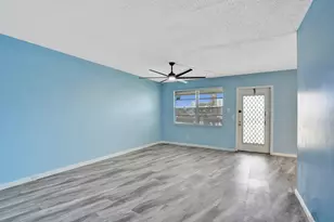 358 Oakridge T, Deerfield Beach, FL 33442 - Photo 12